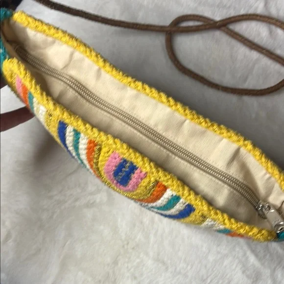 American Eagle- half moon Colorful Rainbow Shoulder Bag - Picture 3 of 9